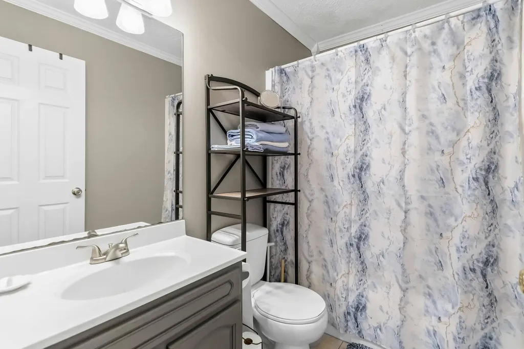 824 Walnut Road Lily KY 40740