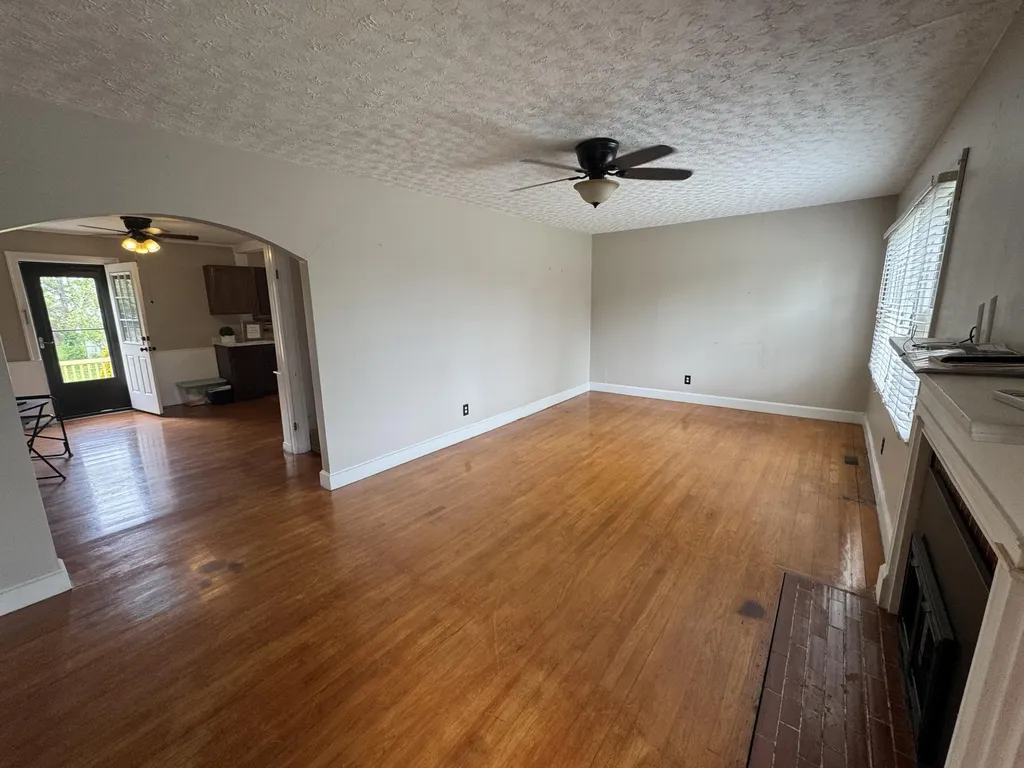 120 Windsor Drive Winchester KY 40391