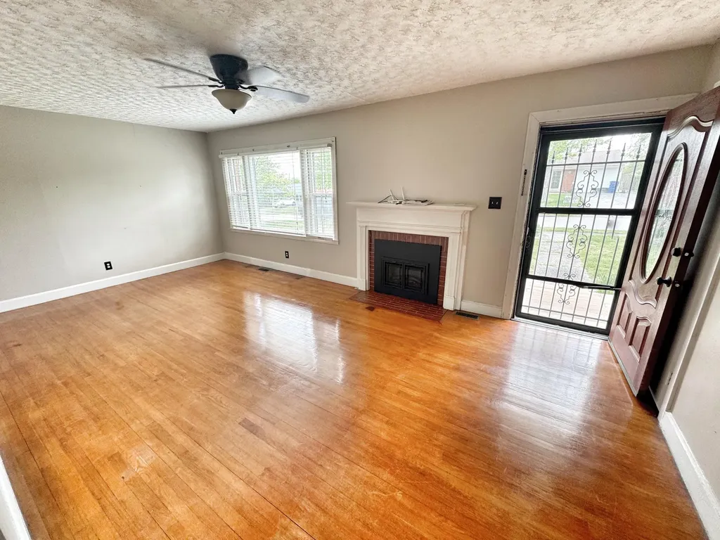 120 Windsor Drive Winchester KY 40391