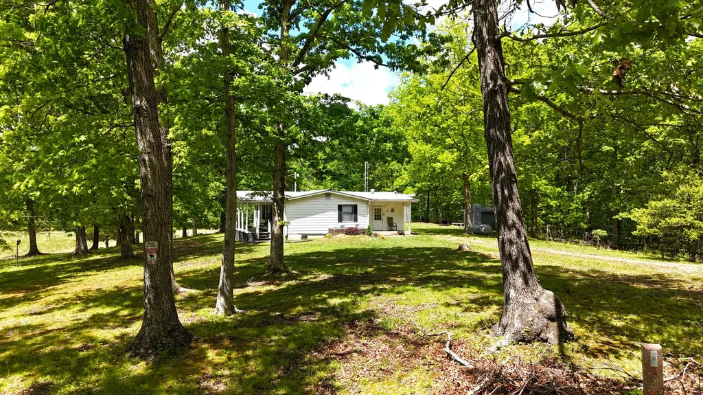 105 Stewart Fork Road Irvine KY 40336