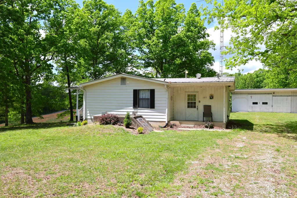 105 Stewart Fork Road Irvine KY 40336