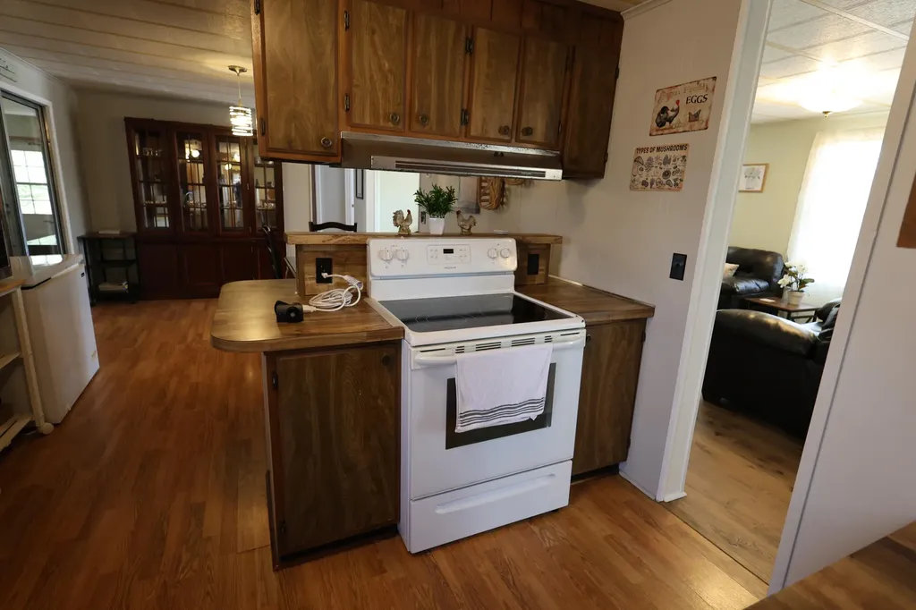 105 Stewart Fork Road Irvine KY 40336