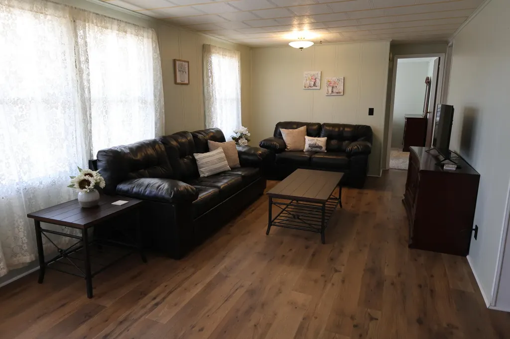 105 Stewart Fork Road Irvine KY 40336