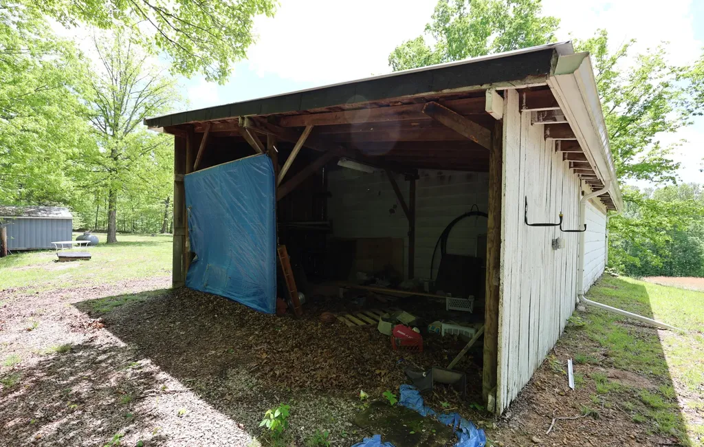 105 Stewart Fork Road Irvine KY 40336