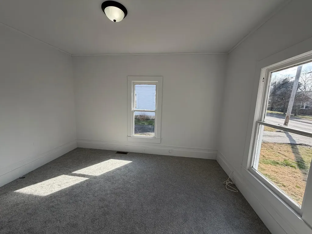 321 Hamlin Street Corbin KY 40701