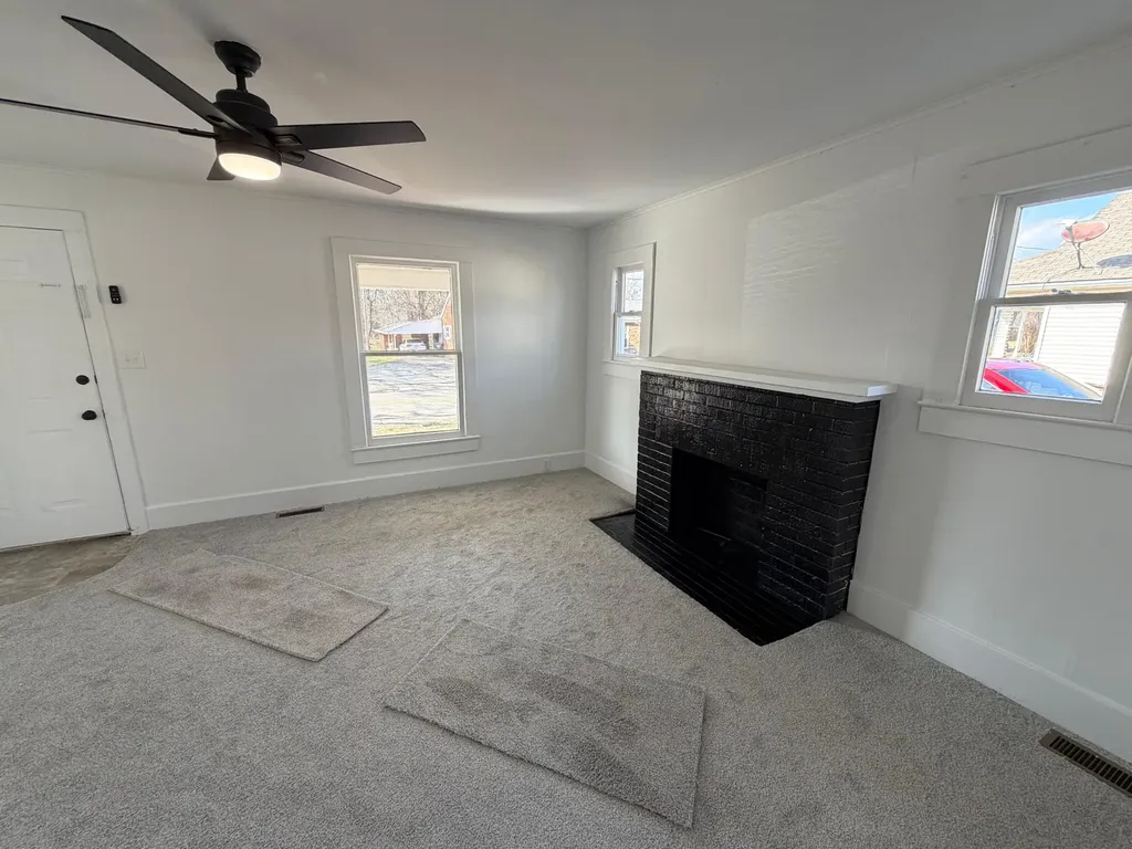 321 Hamlin Street Corbin KY 40701