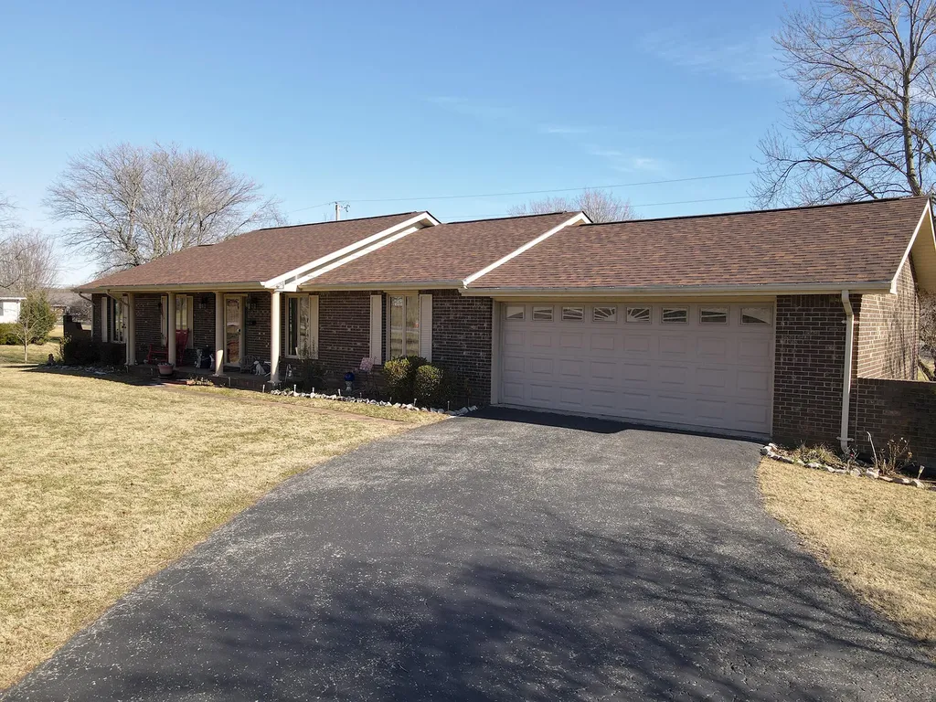 35 Guinn Drive Monticello KY 42633