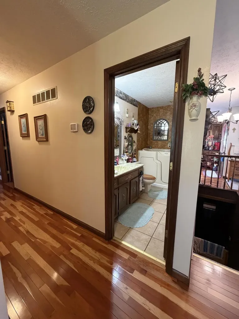 35 Guinn Drive Monticello KY 42633