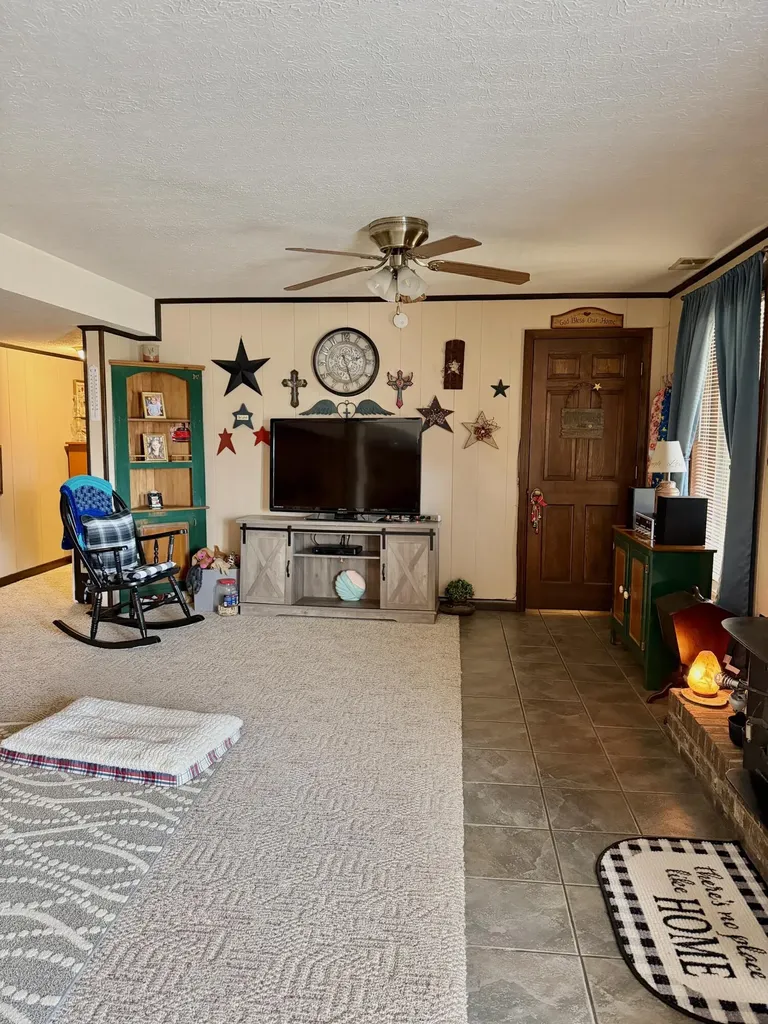 35 Guinn Drive Monticello KY 42633