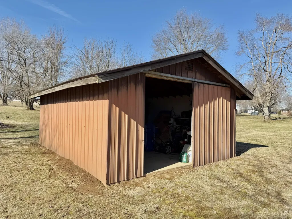 35 Guinn Drive Monticello KY 42633