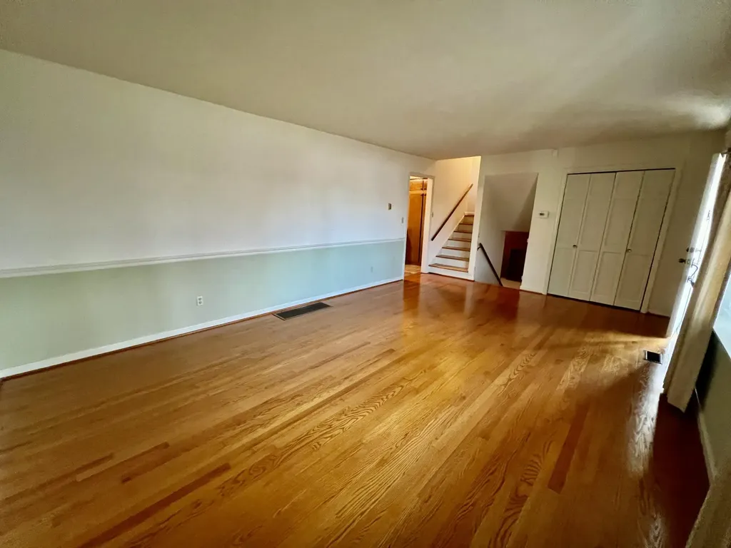 240 Hunter Street Mt Vernon KY 40456