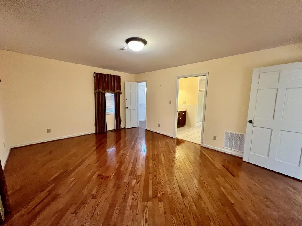 240 Hunter Street Mt Vernon KY 40456
