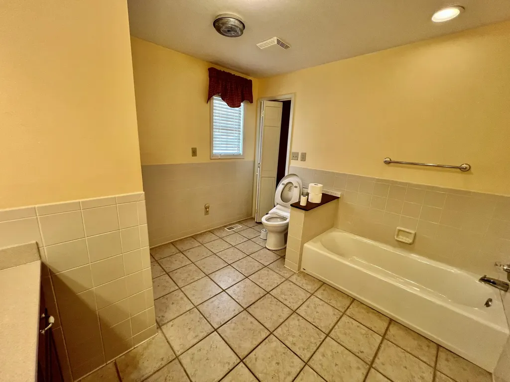 240 Hunter Street Mt Vernon KY 40456