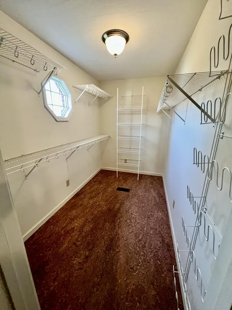 240 Hunter Street Mt Vernon KY 40456