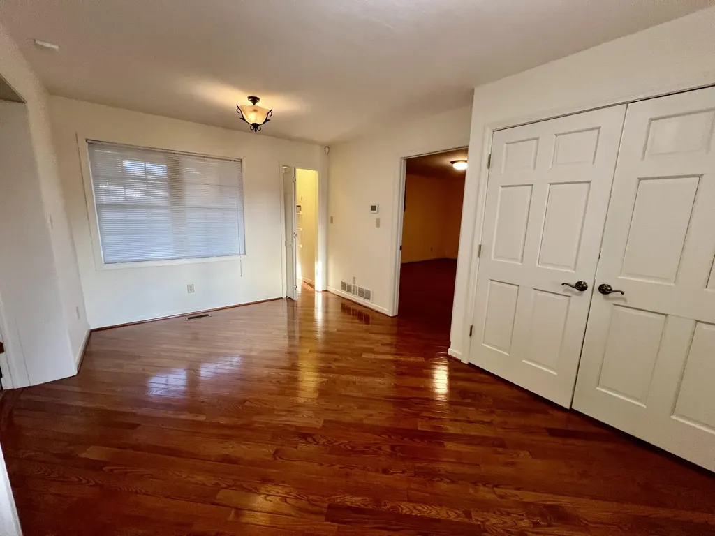 240 Hunter Street Mt Vernon KY 40456