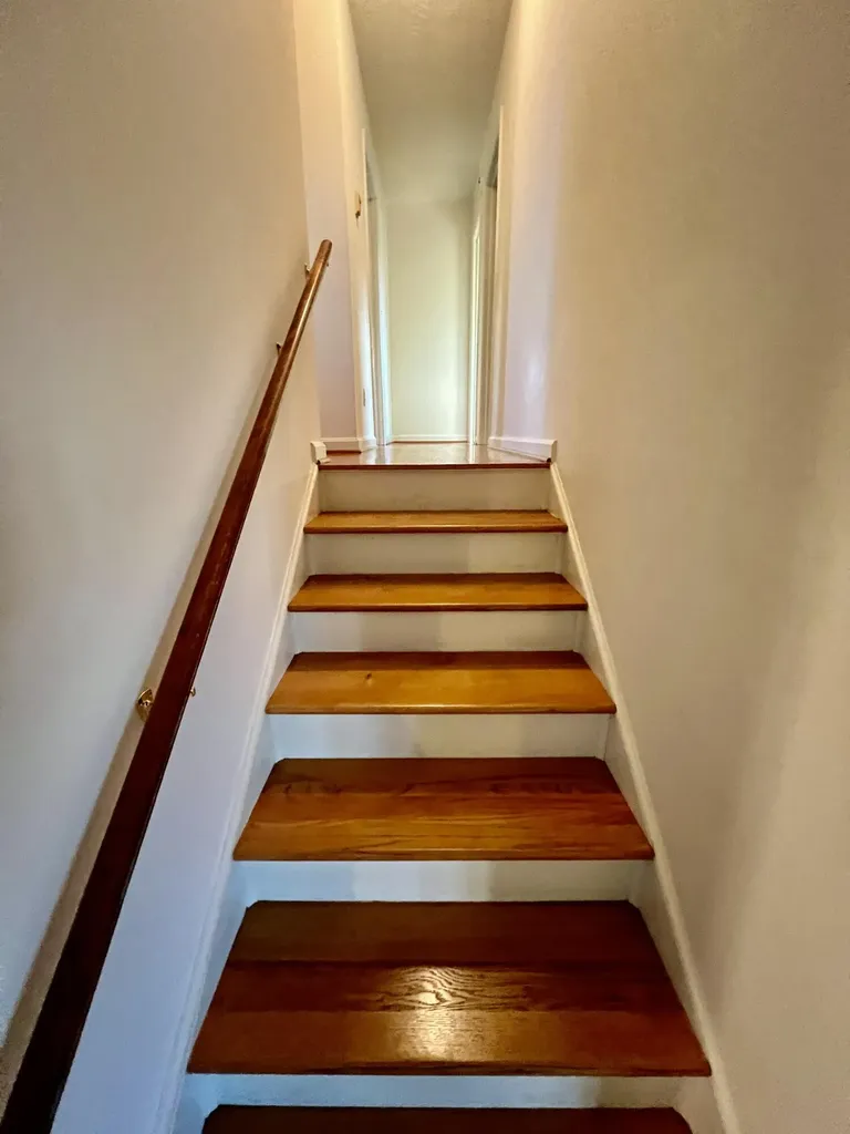 240 Hunter Street Mt Vernon KY 40456