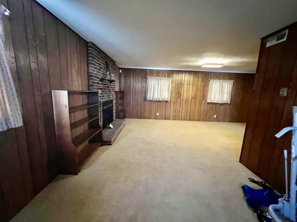 240 Hunter Street Mt Vernon KY 40456