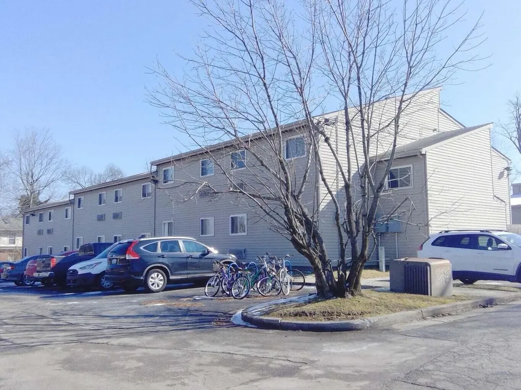 562 Woodland Avenue Lexington KY 40508