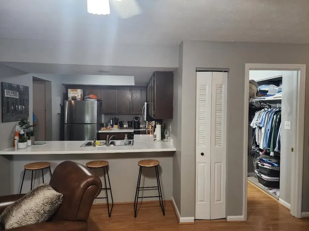 562 Woodland Avenue Lexington KY 40508