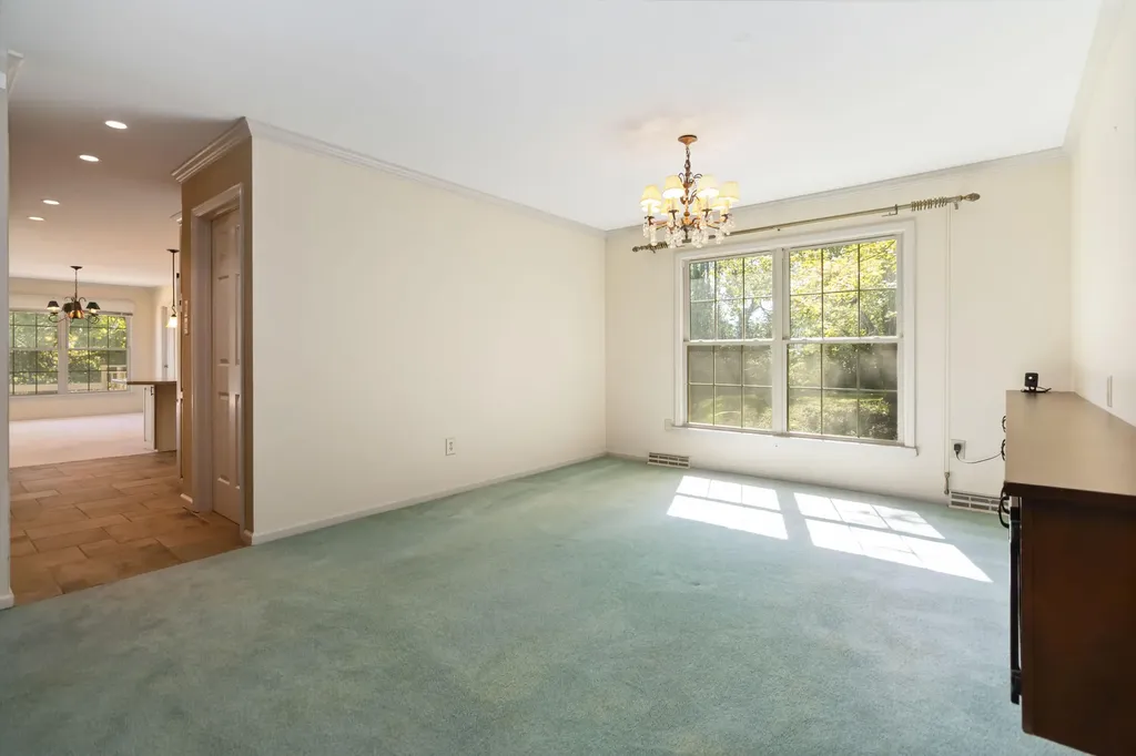 203 Cardinal Drive Richmond KY 40475