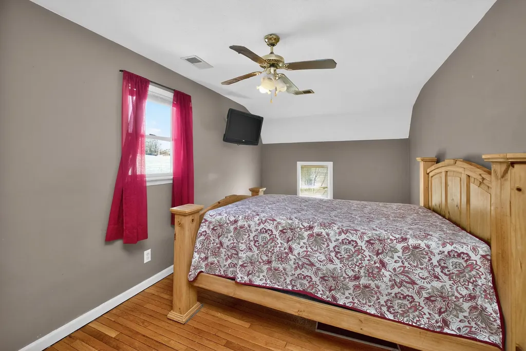 265 Givens Lane Danville KY 40422