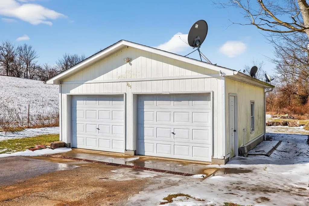 265 Givens Lane Danville KY 40422