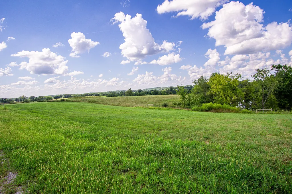 9 Turkey Loop East Bernstadt KY 40729