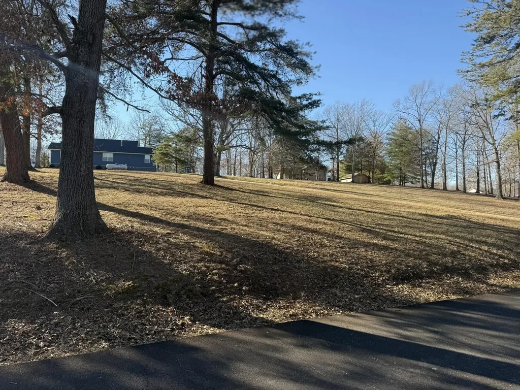 1 Penny Lane Albany KY 42602