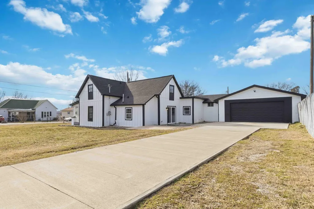 204 Crutchfield Street Science Hill KY 42553