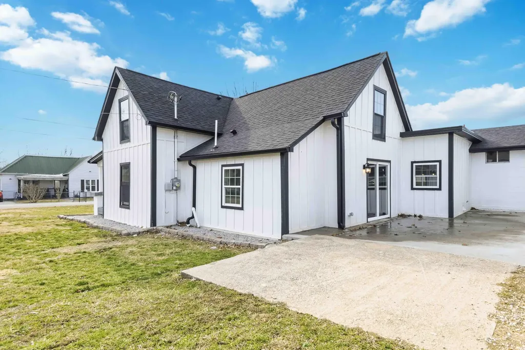 204 Crutchfield Street Science Hill KY 42553