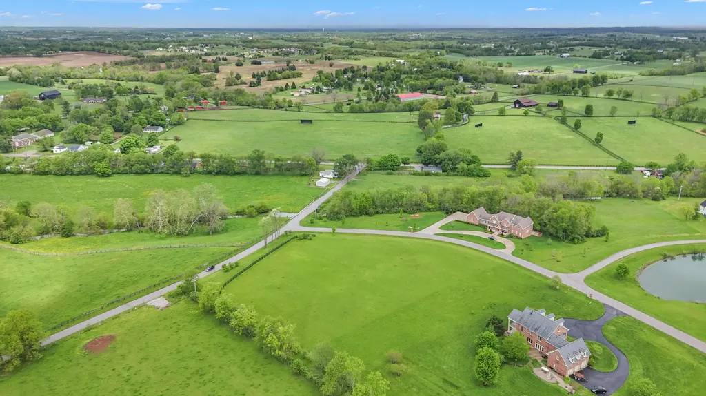 102 Pemberley Cove Lane Georgetown KY 40324