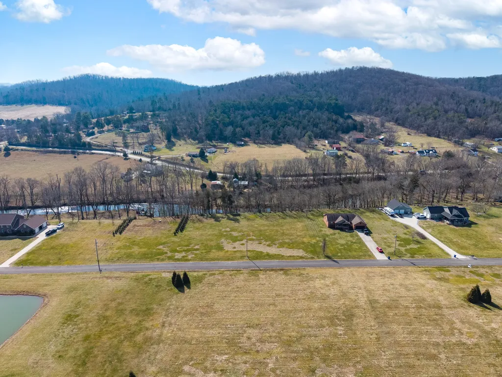 Lots 7 & 8 Cove Creek Drive Somerset KY 42501