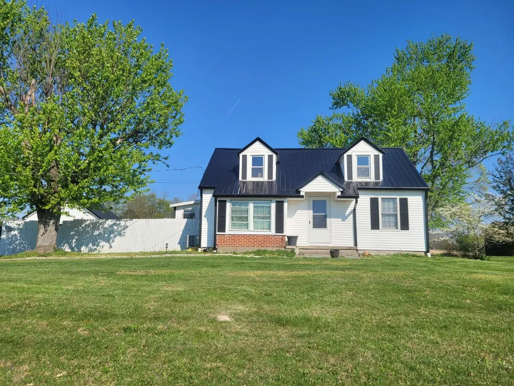 194 College Hill Road Waco KY 40385