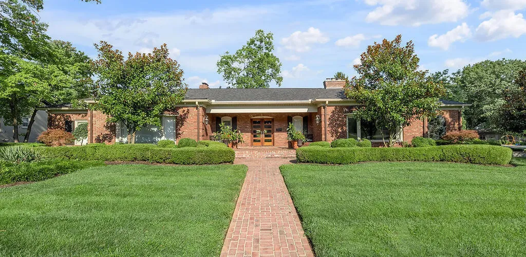 1401 Pendennis Circle Lexington KY 40502