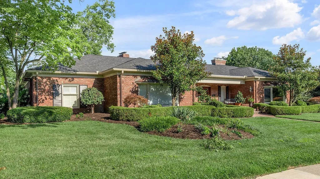 1401 Pendennis Circle Lexington KY 40502