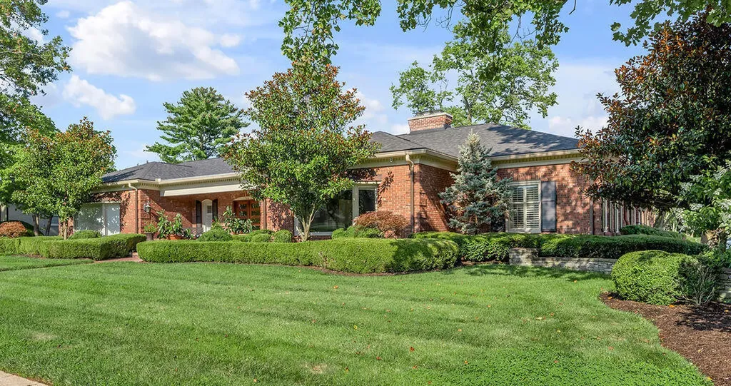 1401 Pendennis Circle Lexington KY 40502