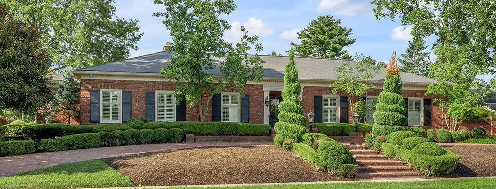 1401 Pendennis Circle Lexington KY 40502