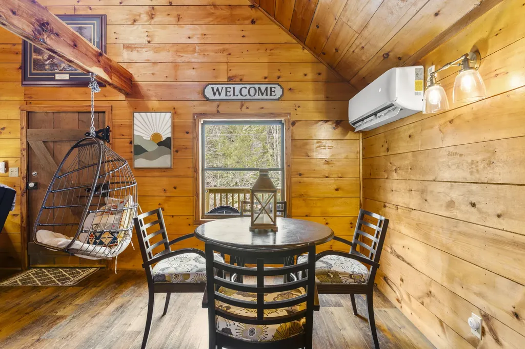 645-1 Right Fork Fixer Road Beattyville KY 41311