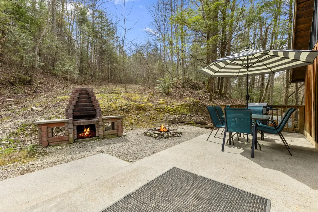 645-1 Right Fork Fixer Road Beattyville KY 41311