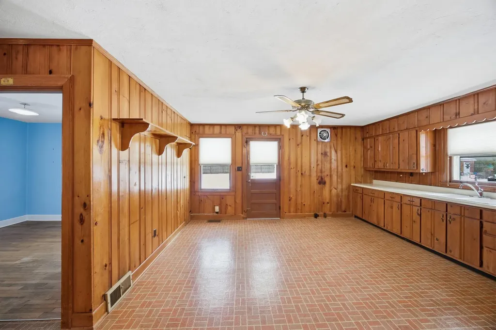 208 Montgomery Avenue Georgetown KY 40324