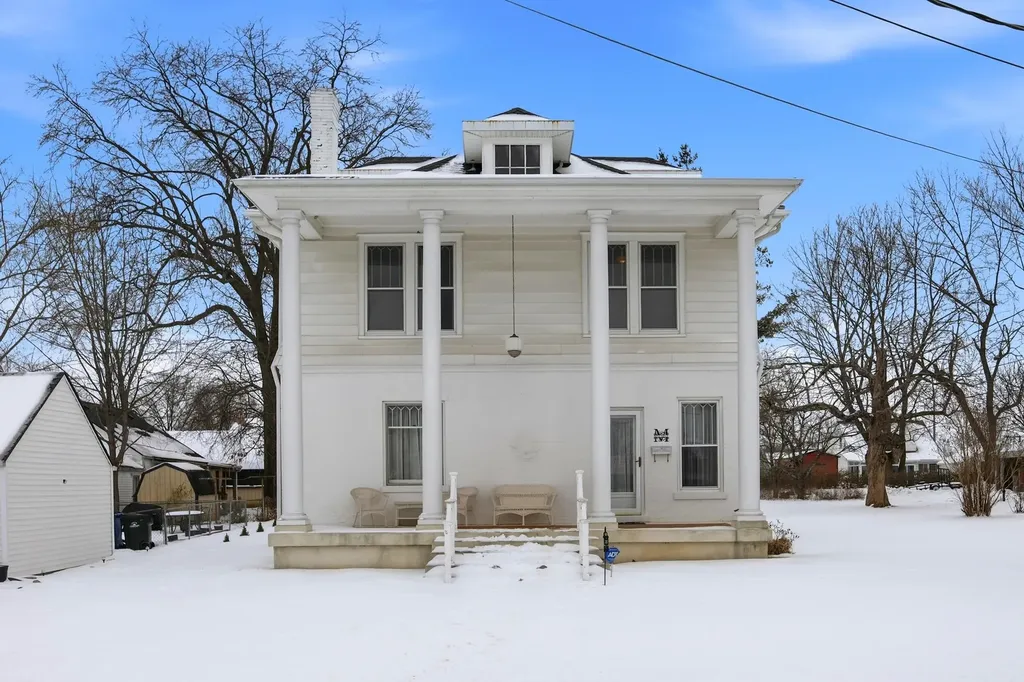 208 Montgomery Avenue Georgetown KY 40324
