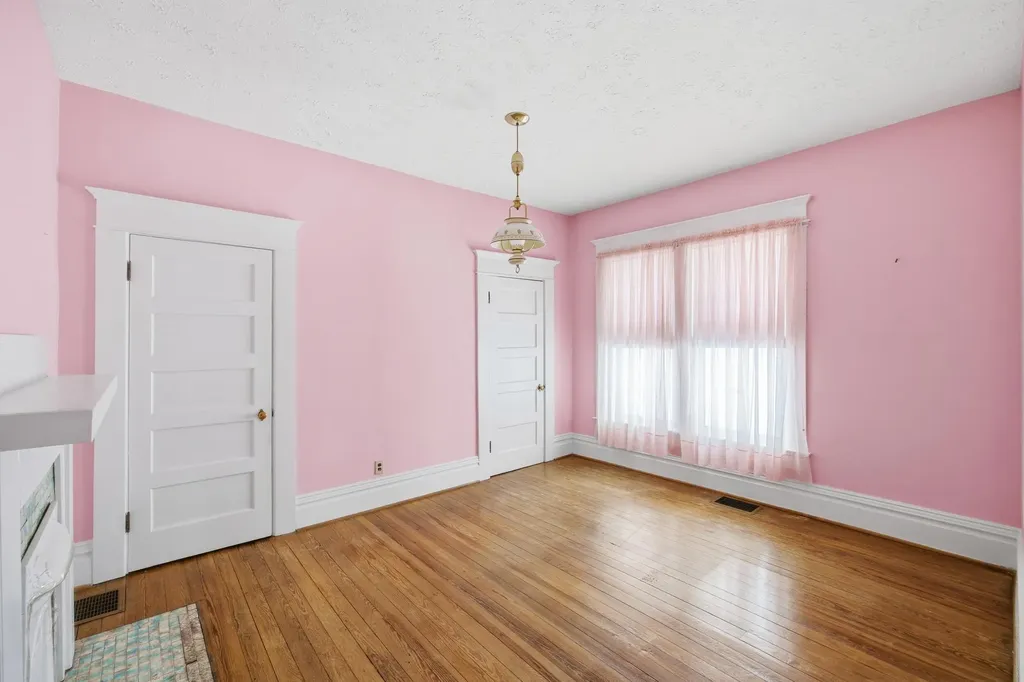 208 Montgomery Avenue Georgetown KY 40324