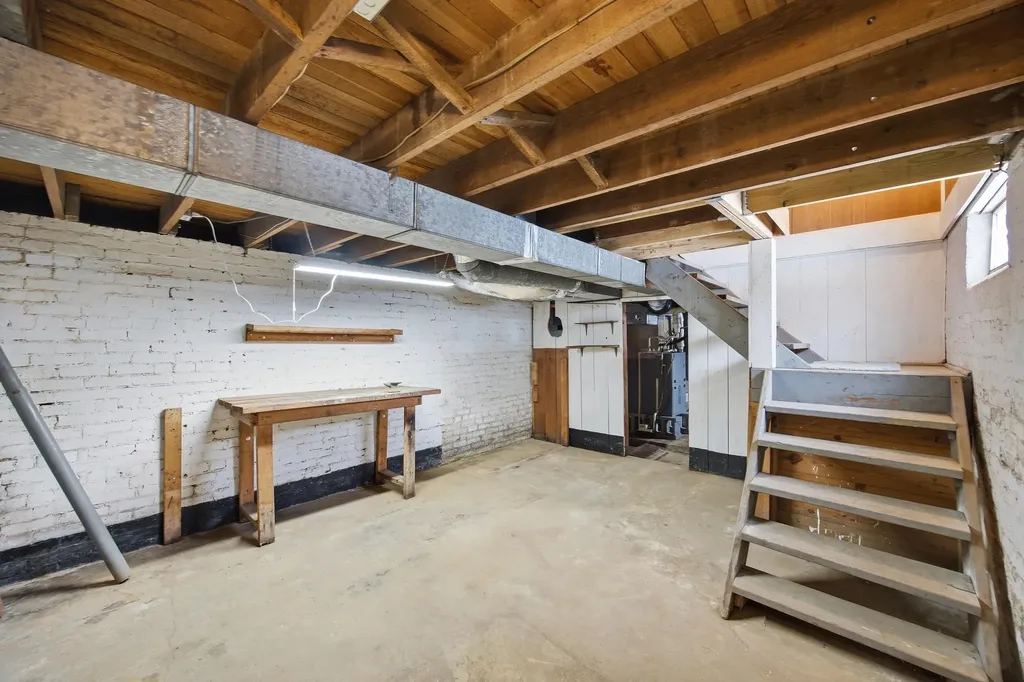 208 Montgomery Avenue Georgetown KY 40324
