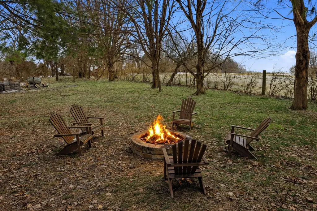 1031 Paradise Camp Road Harrodsburg KY 40330