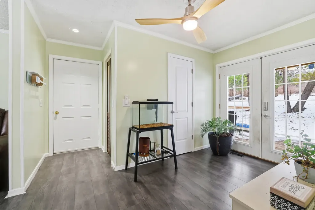 1031 Paradise Camp Road Harrodsburg KY 40330