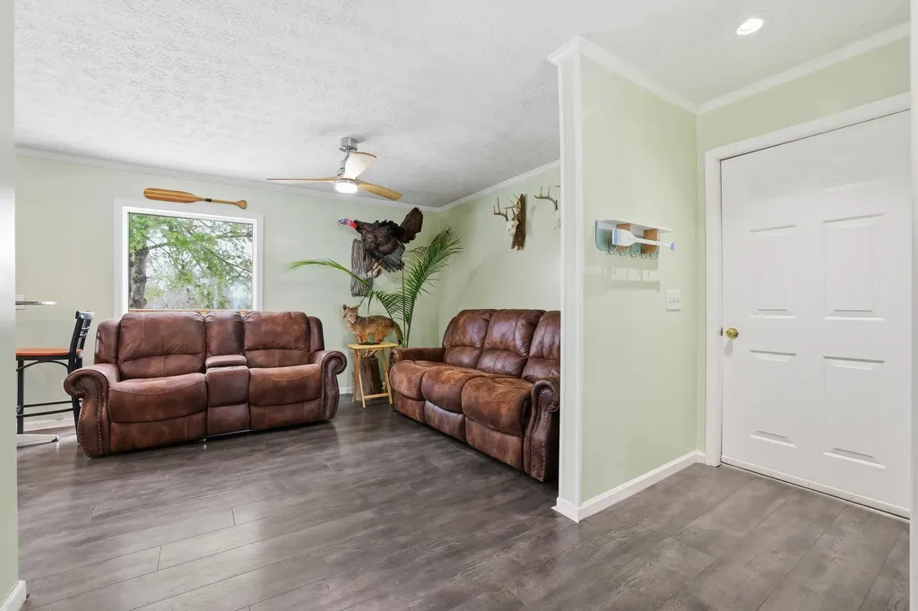 1031 Paradise Camp Road Harrodsburg KY 40330