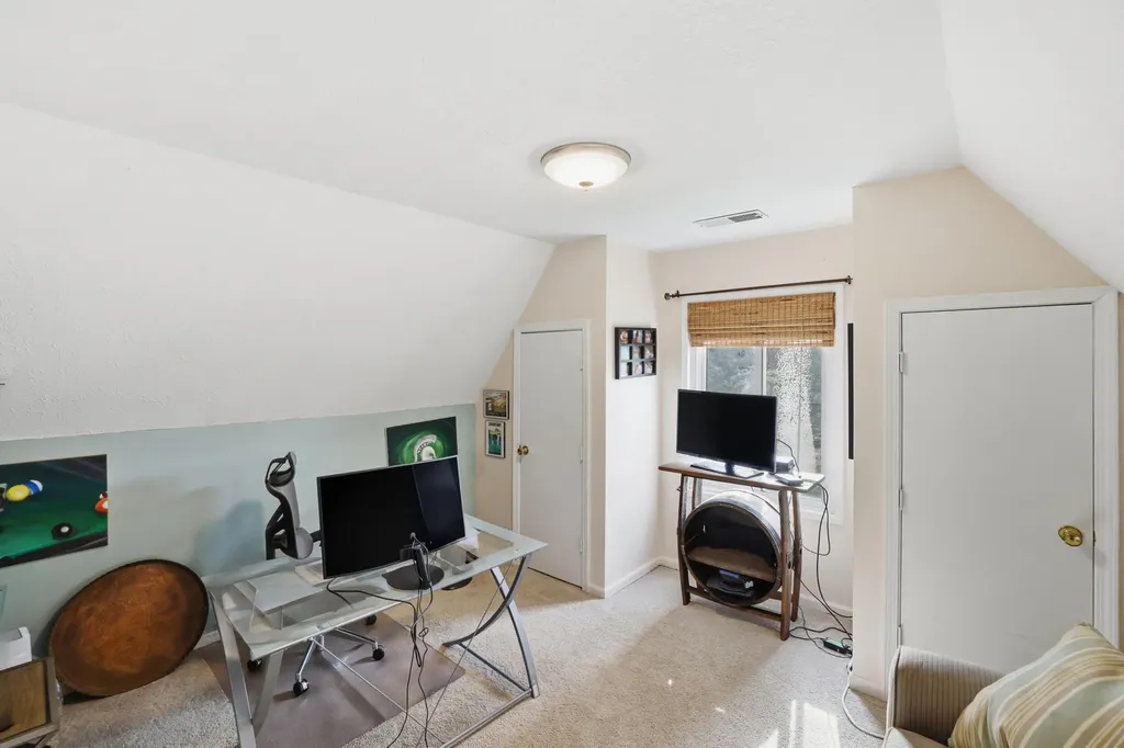 235 Lakewood Drive Nicholasville KY 40356