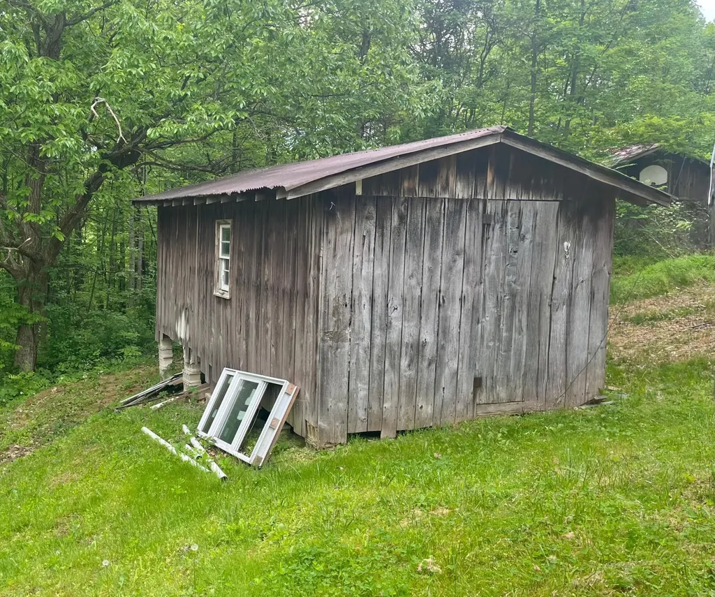 220 Mt Hope Road Morehead KY 40351