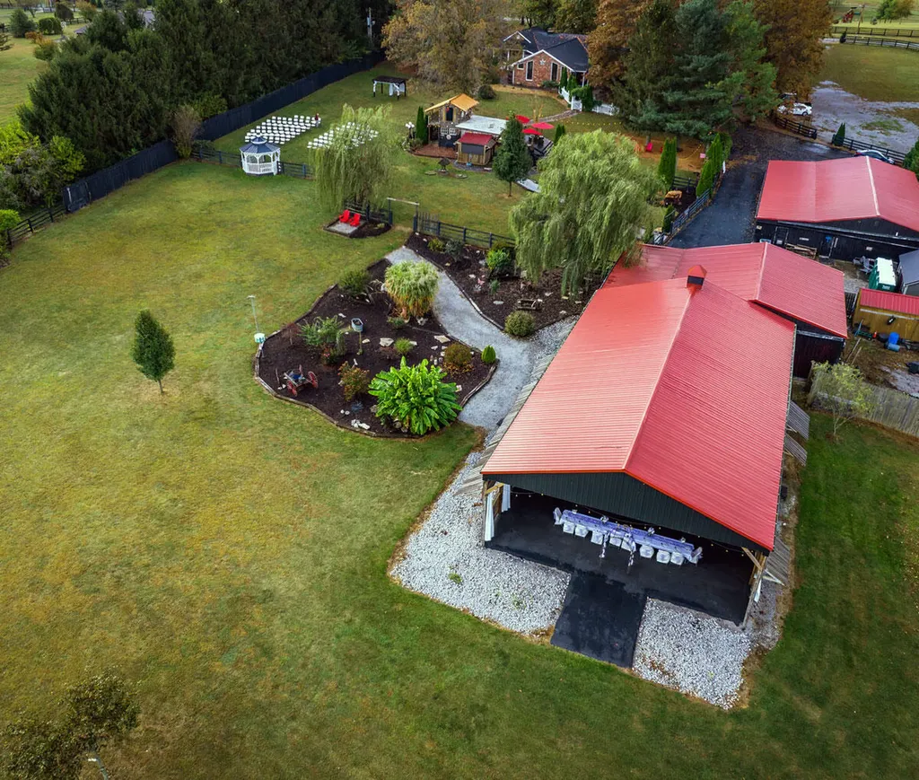 5028 Ashgrove Pike Nicholasville KY 40356