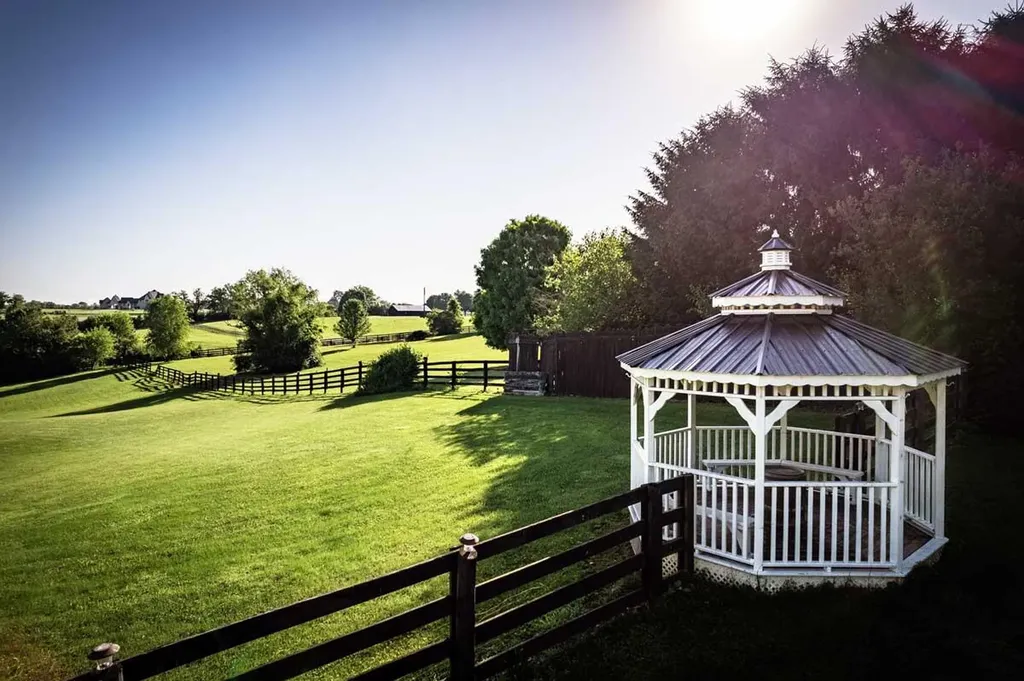 5028 Ashgrove Pike Nicholasville KY 40356